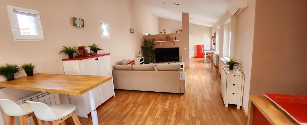 Precioso Loft En Pleno Corazon De 巴利亚多利德 外观 照片
